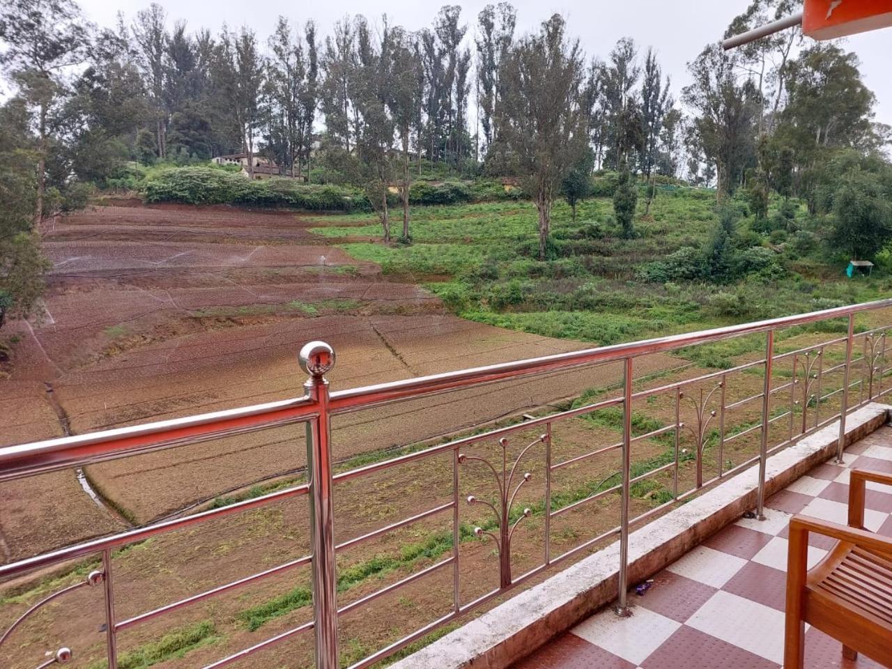 Memmsta Hotels 1510 - Ooty Dış mekan fotoğraf